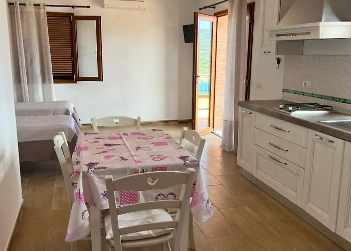 Zuccale Ii Tranquillita E Panorama Vicino Al Mare Capoliveri (Isola d'Elba)