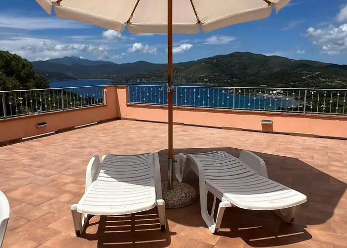Zuccale Ii Tranquillita E Panorama Vicino Al Mare Capoliveri (Isola d'Elba)